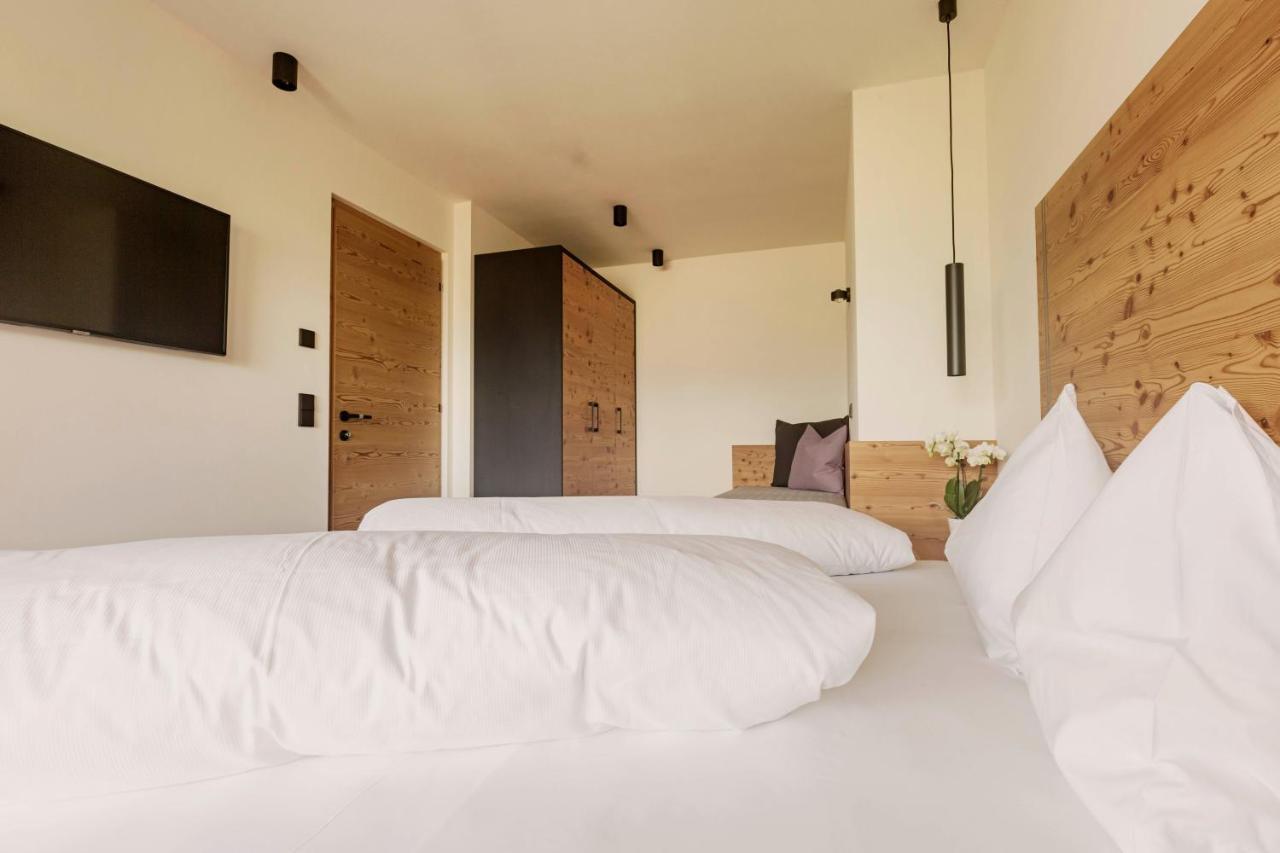 Wanderhotel Teiserhof Funes  Exteriör bild