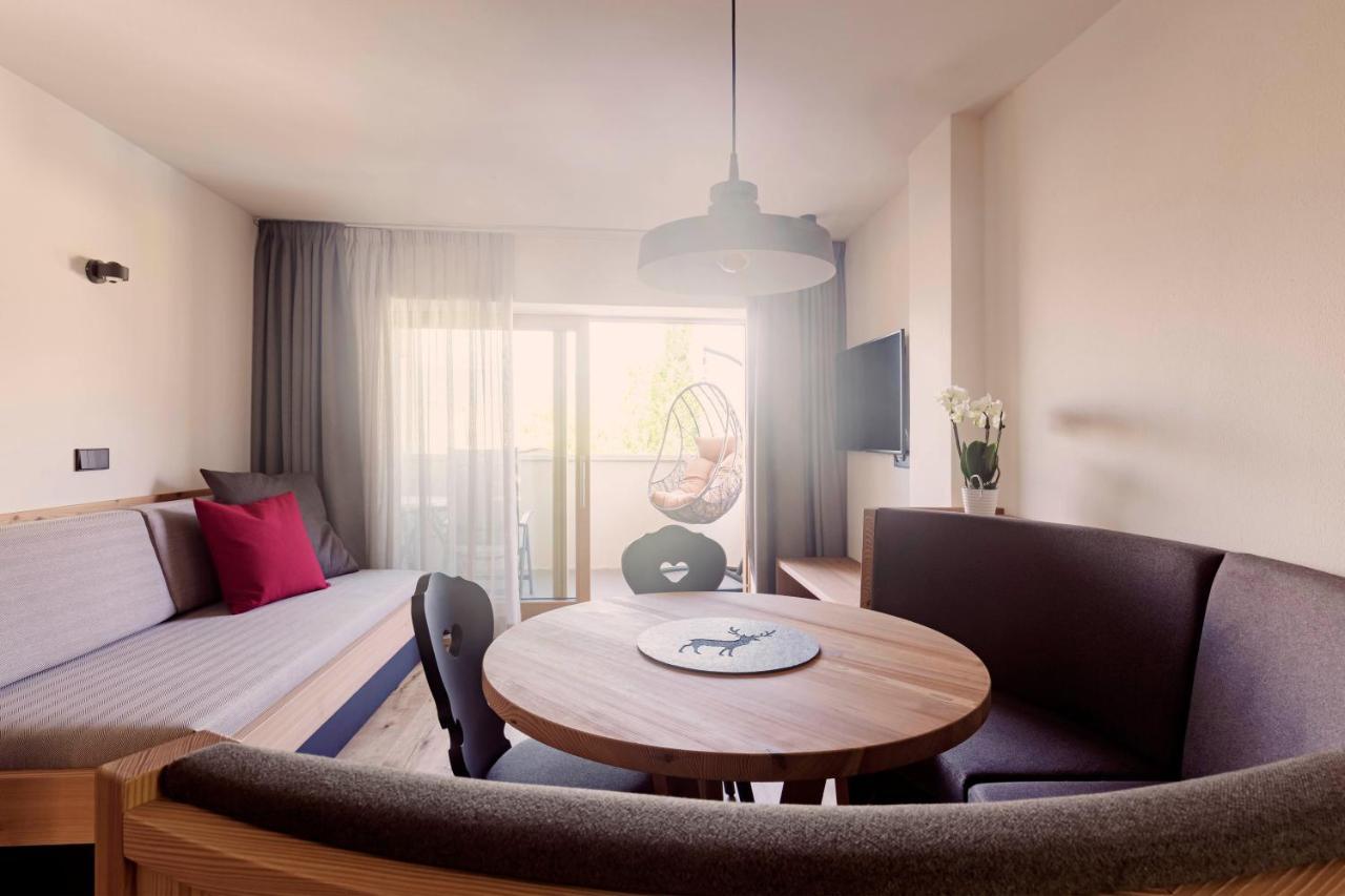 Wanderhotel Teiserhof Funes  Exteriör bild